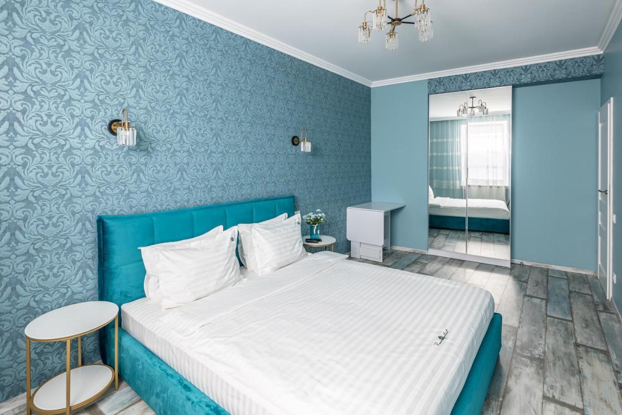 Romari Вічева 1 Lägenhet Lviv Exteriör bild